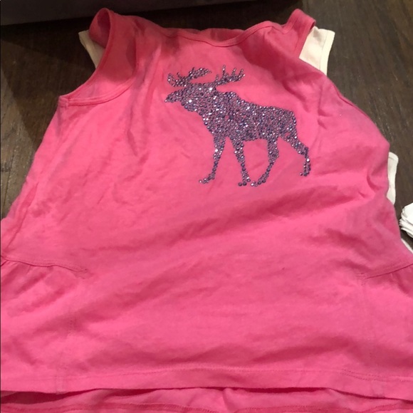 Bundle of 2 Abercrombie S tank tops pink & white - Picture 3 of 4